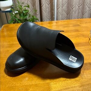 FitFlop Women’s GEN-FF Leather Mules